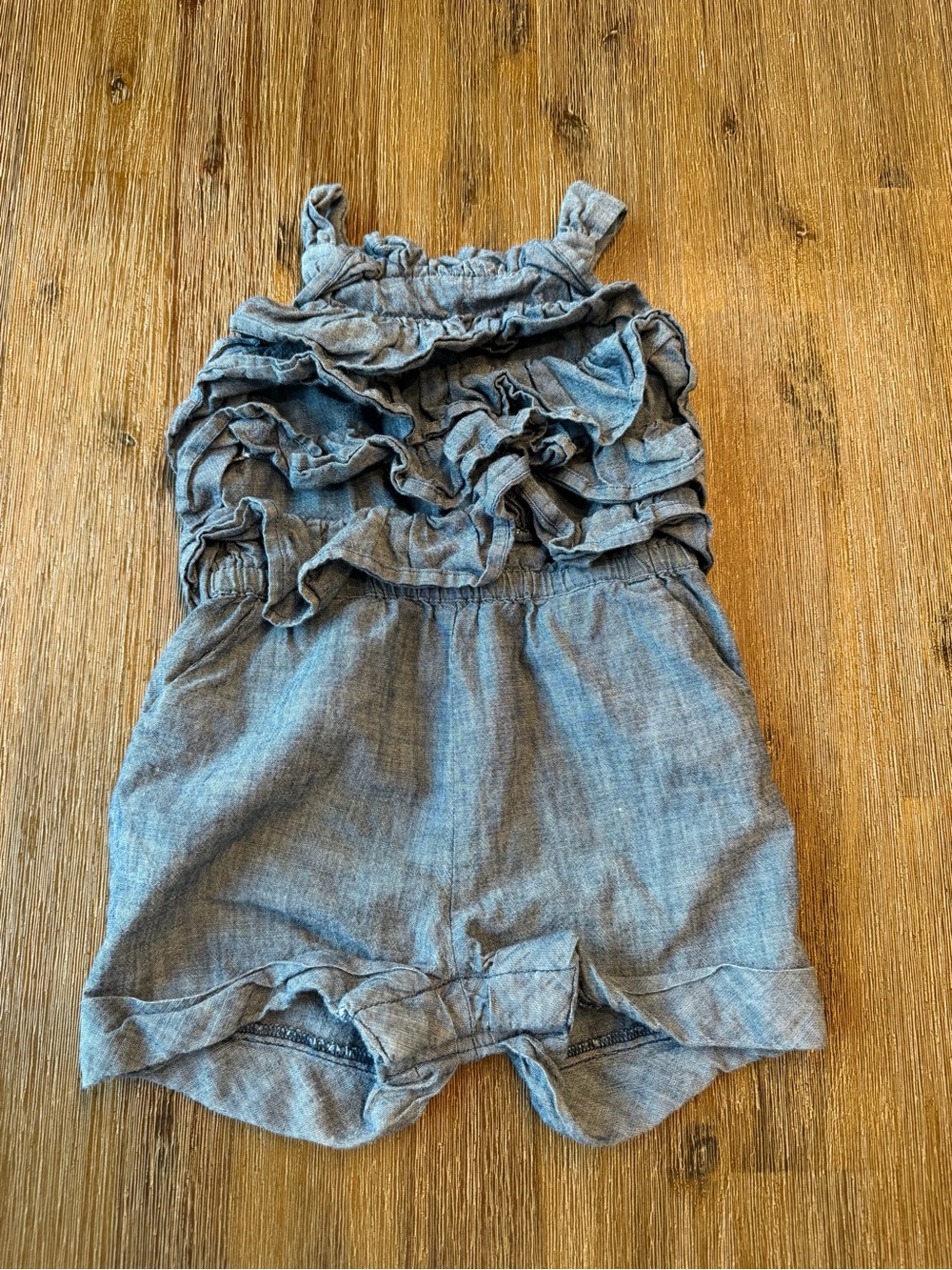 4/20$ Old Navy Baby Blue Ruffle Chambray Romper size 18-24 months